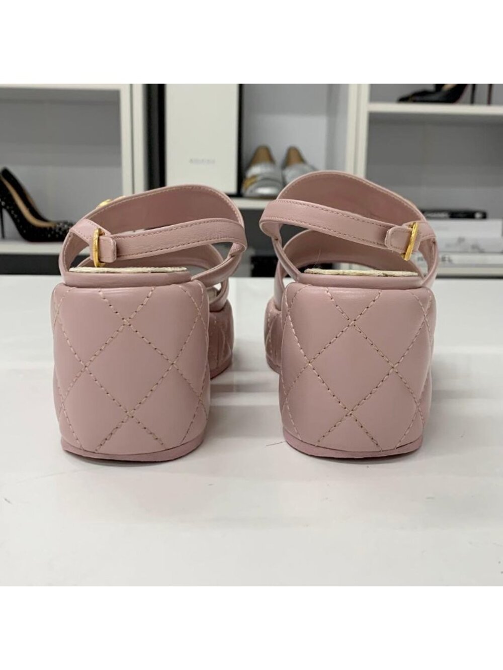 Chanel CC Logo Quilted Leather Sandals Pink - Picture 6 of 10